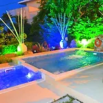 Casastavris - Aparts & Pool Aparthotel