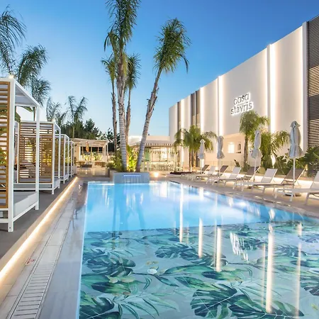 Apart-hotel Casastavris - Aparts & Pool