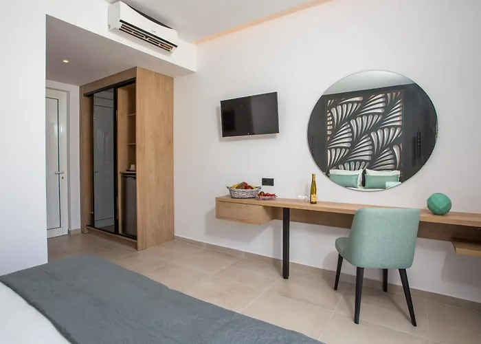 Casastavris - Aparts & Pool