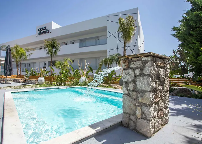 Casastavris - Aparts & Pool 4*