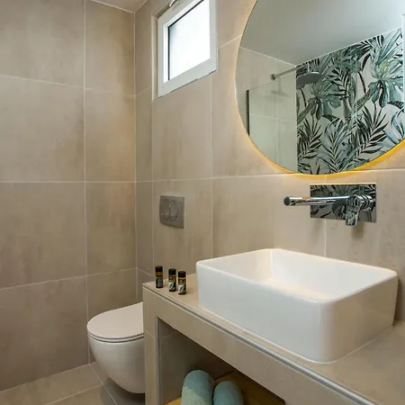 Casastavris - Aparts & Pool 4*