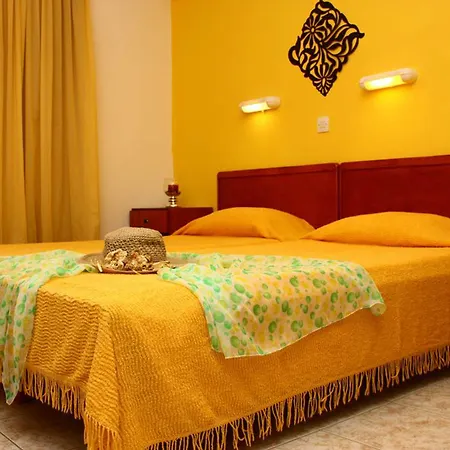 Casastavris - Aparts & Pool Apart-hotel