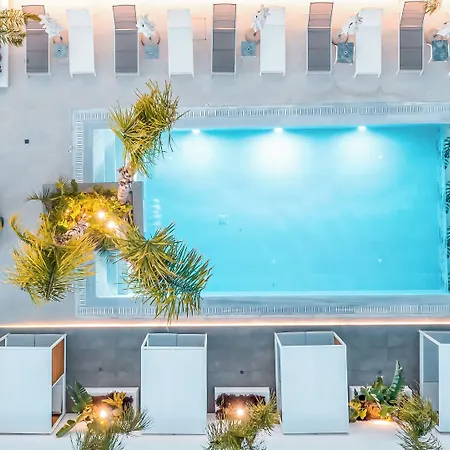 Lägenhetshotell Casastavris - Aparts & Pool 4*