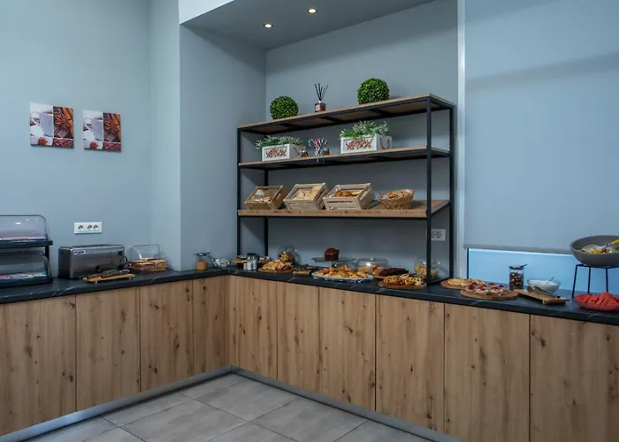 Apart Otel Casastavris - Aparts & Pool