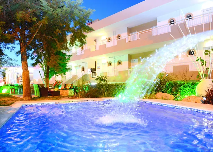 Casastavris - Aparts & Pool Aparthotel Faliraki