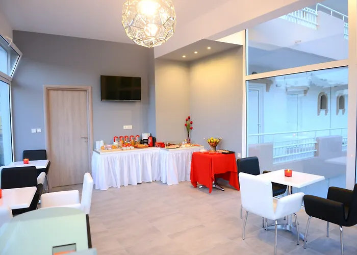 Casastavris - Aparts & Pool 4*