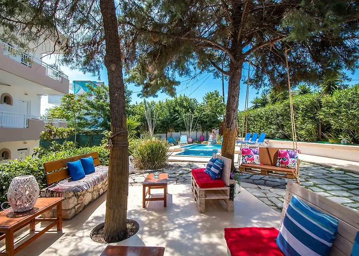 Casastavris - Aparts & Pool