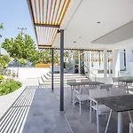 Casastavris - Aparts & Pool Aparthotel 4*
