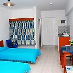 Casastavris - Aparts & Pool Aparthotel 4*