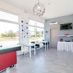Aparthotel Casastavris - Aparts & Pool Faliraki