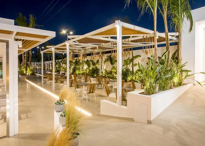 Hotel de apartamente Casastavris - Aparts & Pool